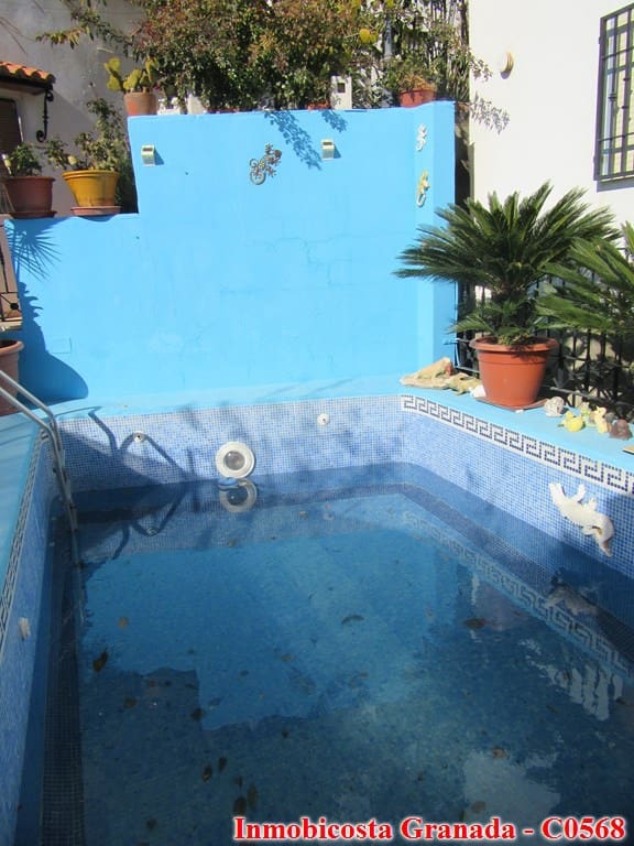 6 bedroom Townhouse for sale in Mecina Bombaron with pool - € 150,000 (Ref: 6475418)