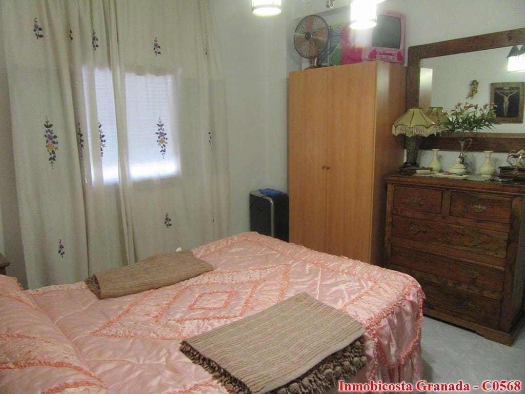 6 bedroom Townhouse for sale in Mecina Bombaron with pool - € 150,000 (Ref: 6475418)