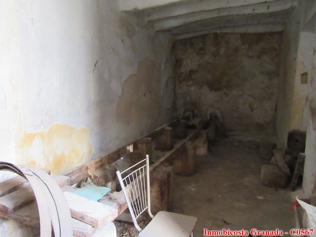 Townhouse for sale in Albunol - € 23,000 (Ref: 6507194)