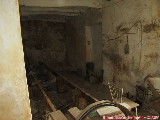 Hus til salgs i Albuñol - € 23 000 (Ref: 6507194)