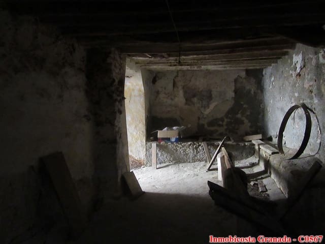 Hus til salgs i Albuñol - € 23 000 (Ref: 6507194)