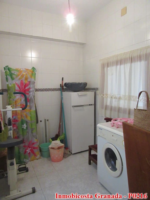 5 soveværelse Lejlighed til salg i La Rabita - € 120.000 (Ref: 6697146)