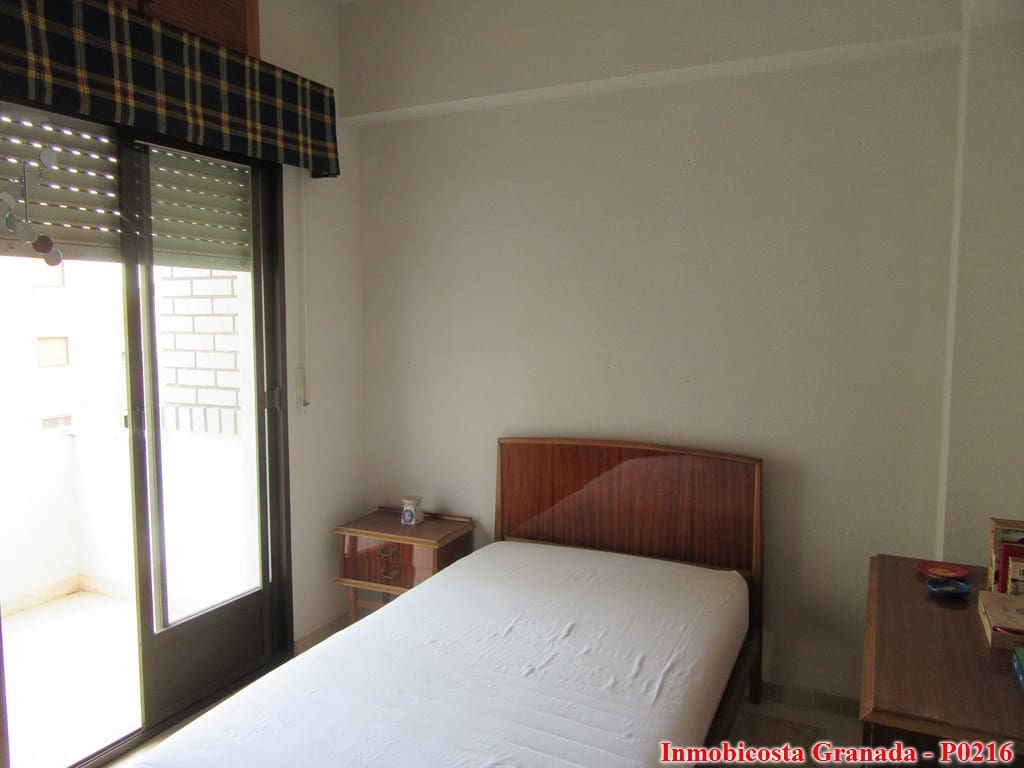 5 soveværelse Lejlighed til salg i La Rabita - € 120.000 (Ref: 6697146)