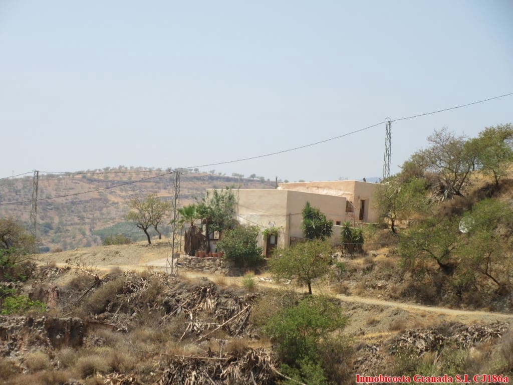 Finca/Casa Rural de 2 habitaciones en Albondón en venta - 70.000 € (Ref: 6988845)