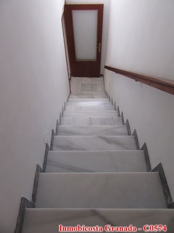 4 soveværelse Byhus til salg i Alfornon, Sorvilán med garage - € 80.000 (Ref: 7032630)