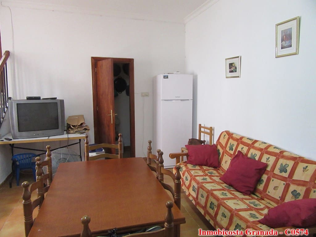 4 soveværelse Byhus til salg i Alfornon med garage - € 80.000 (Ref: 7032630)