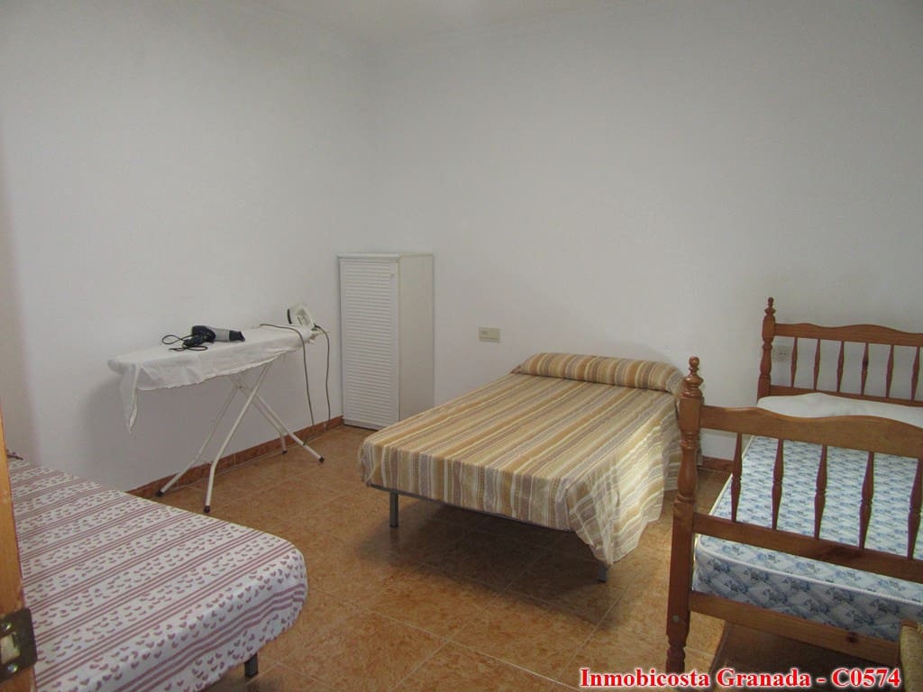 4 soveværelse Byhus til salg i Alfornon med garage - € 80.000 (Ref: 7032630)