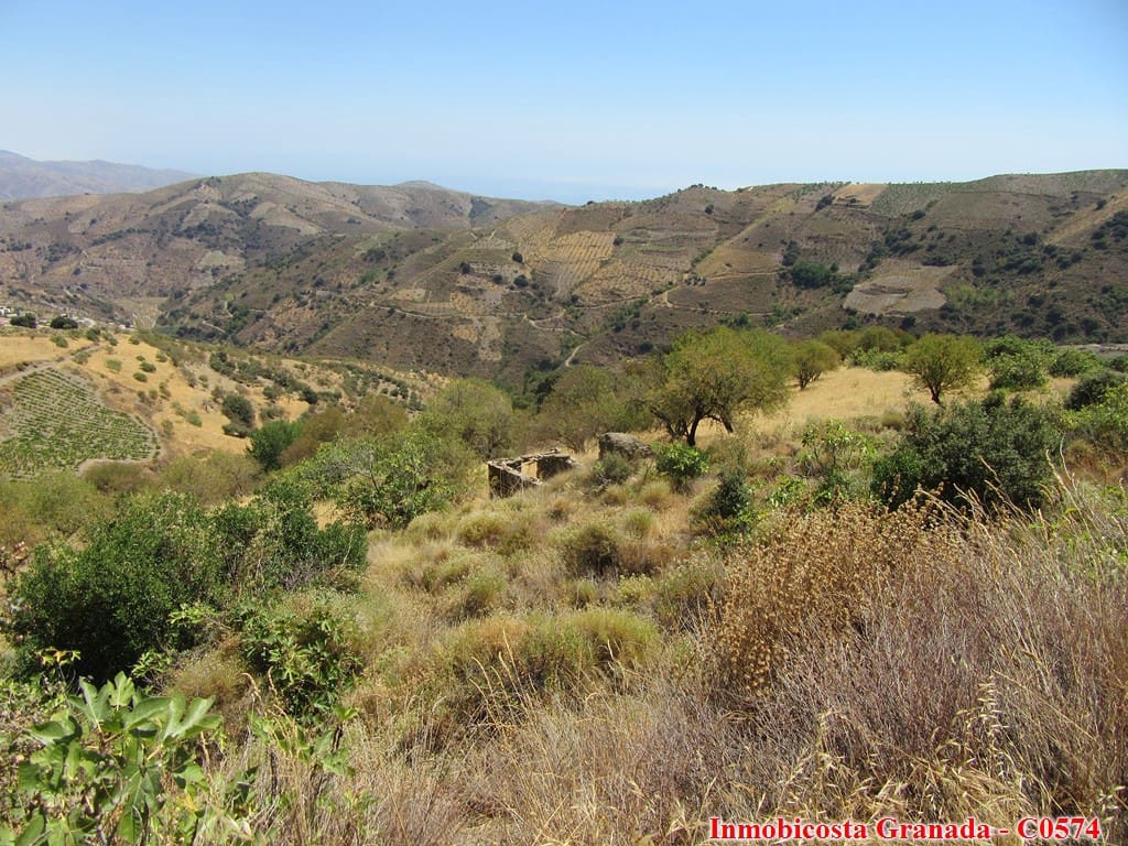 4 soveværelse Byhus til salg i Alfornon med garage - € 80.000 (Ref: 7032630)