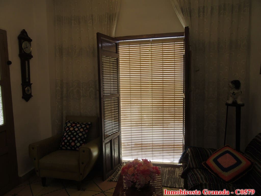 3 soveværelse Byhus til salg i Albondon - € 45.000 (Ref: 7177625)