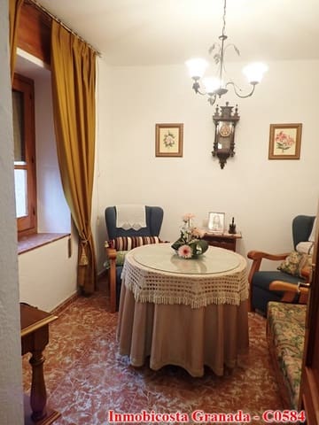 6 soverom Hus til salgs i La Rabita, Albuñol med garasje - € 145 000 (Ref: 7348248)