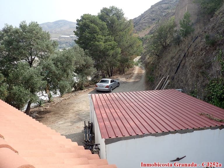 3 bedroom Finca/Country House for sale in La Rabita, Albuñol with pool