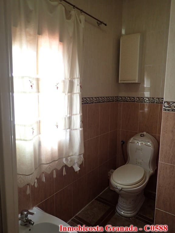 3 soverom Hus til salgs i Albondon - € 90 000 (Ref: 7774540)