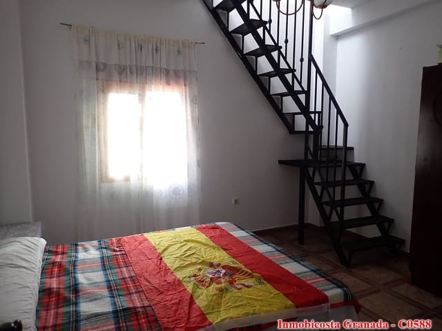 3 makuuhuone Omakotitalo myytävänä paikassa Albondón - 90 000 € (Ref: 7774540)