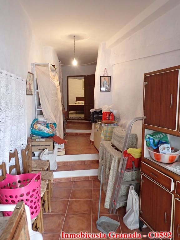 4 soveværelse Byhus til salg i Albondon - € 65.000 (Ref: 8061952)