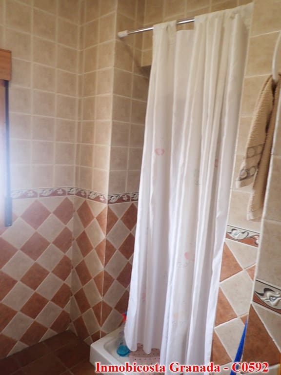 4 soveværelse Byhus til salg i Albondon - € 65.000 (Ref: 8061952)