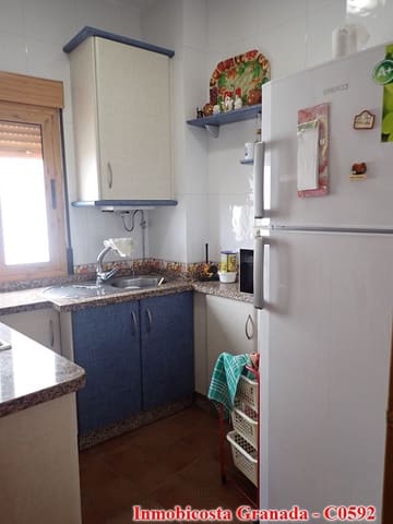 4 makuuhuone Omakotitalo myytävänä paikassa Albondón - 65 000 € (Ref: 8061952)