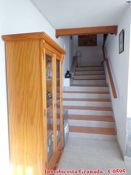 4 soveværelse Finca/Landehus til salg i La Rabita med swimmingpool garage - € 300.000 (Ref: 8167584)