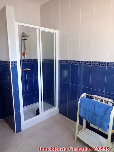 4 soveværelse Finca/Landehus til salg i La Rabita med swimmingpool garage - € 300.000 (Ref: 8167584)