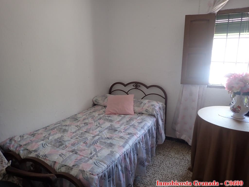 4 sypialnia Dom na sprzedaż w Albunol - 99 900 € (Ref: 8439438)