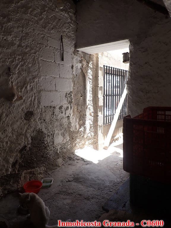 4 bedroom Townhouse for sale in Albunol - € 99,900 (Ref: 8439438)