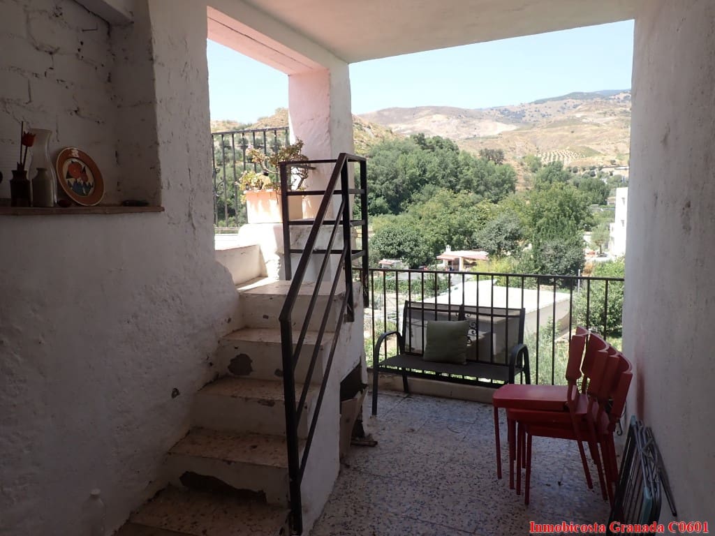 3 soveværelse Byhus til salg i Cadiar - € 85.000 (Ref: 8477162)