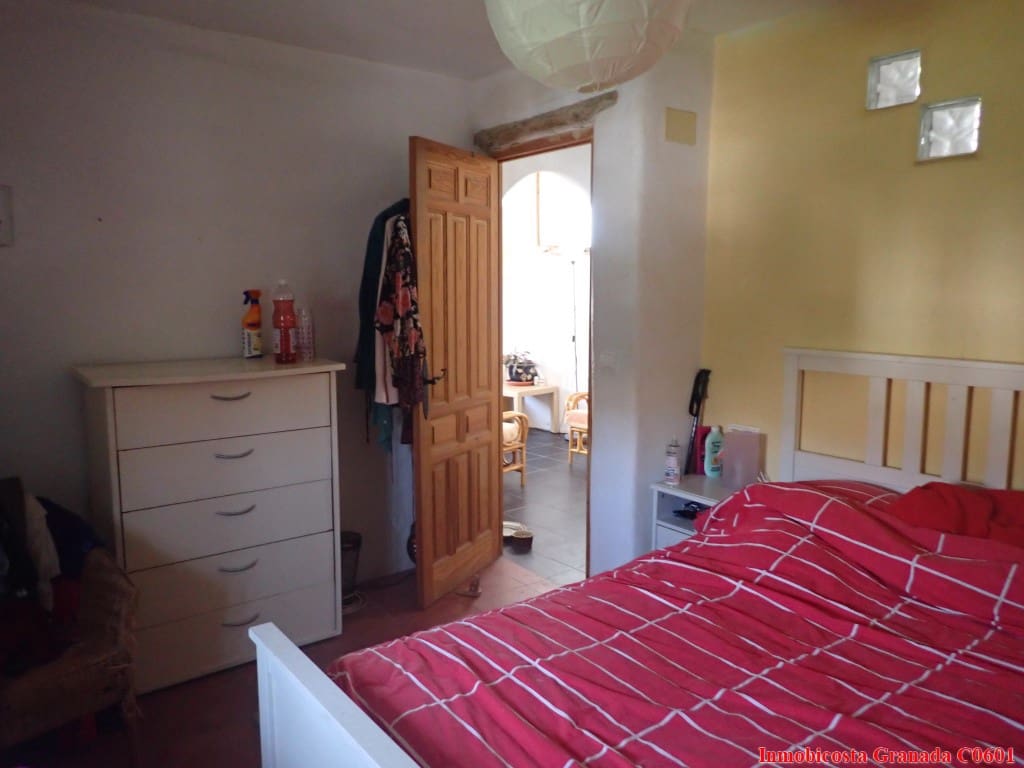 3 soveværelse Byhus til salg i Cadiar - € 85.000 (Ref: 8477162)