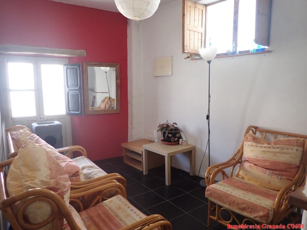 3 soveværelse Byhus til salg i Cadiar - € 85.000 (Ref: 8477162)