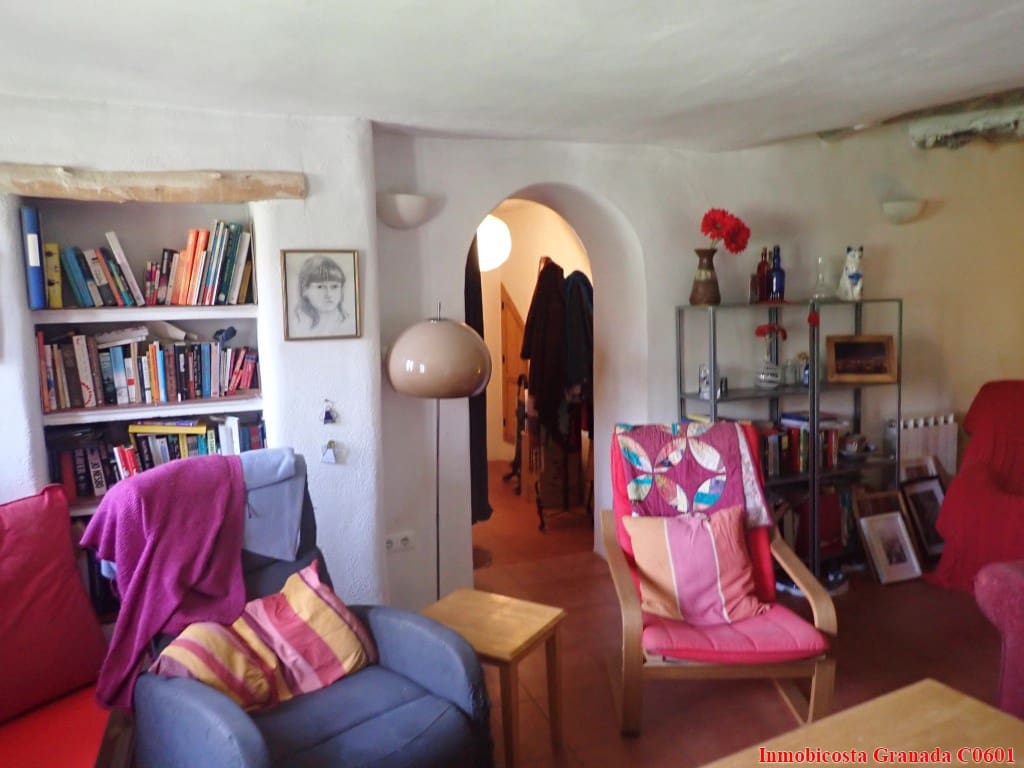 3 soveværelse Byhus til salg i Cadiar - € 85.000 (Ref: 8477162)