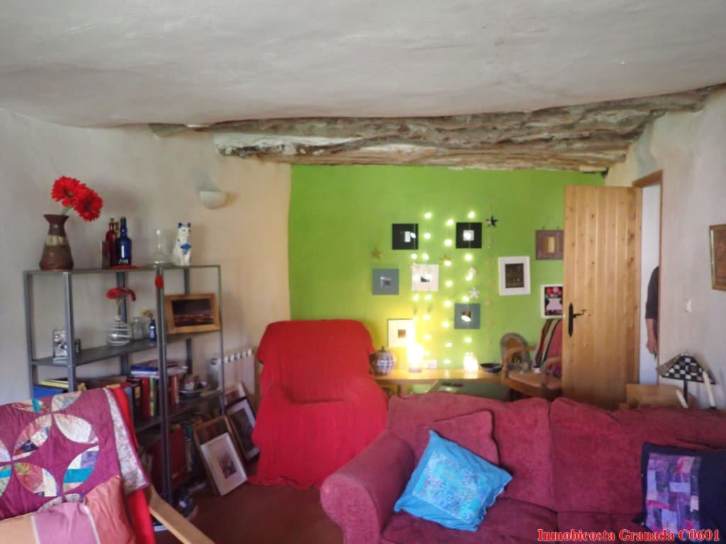 3 soveværelse Byhus til salg i Cadiar - € 85.000 (Ref: 8477162)