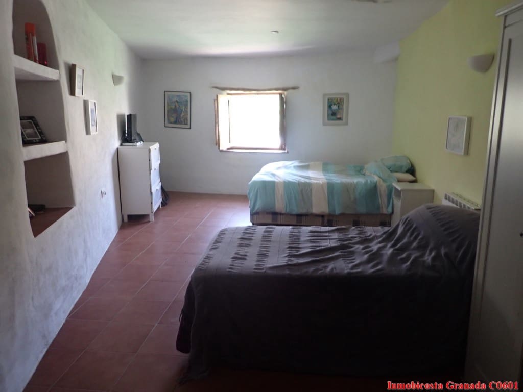 3 soveværelse Byhus til salg i Cadiar - € 85.000 (Ref: 8477162)