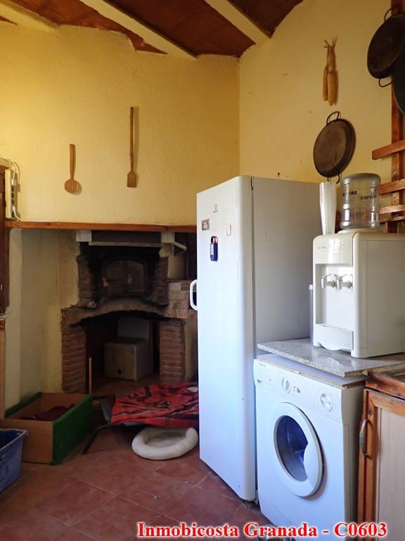 6 soveværelse Byhus til salg i Turon med garage - € 149.995 (Ref: 8578770)