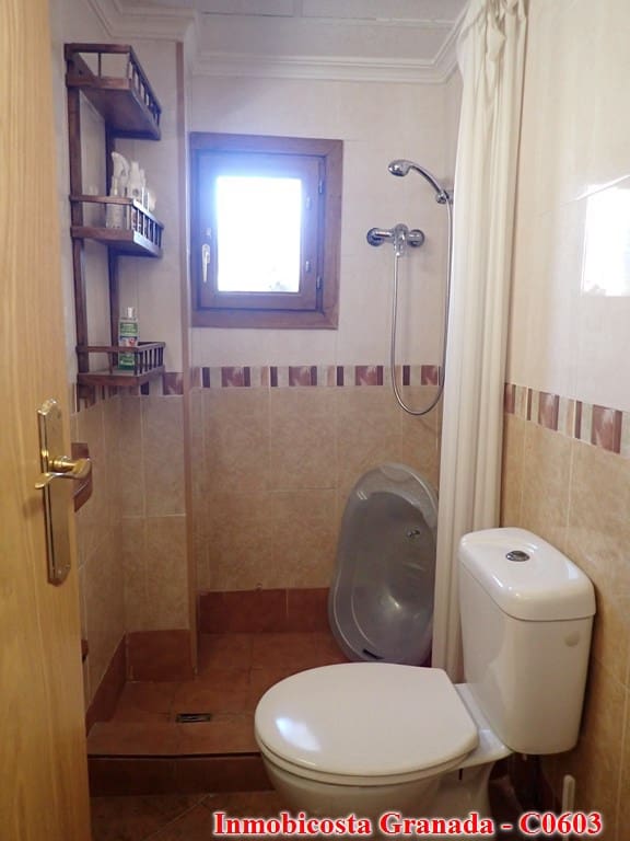 6 soveværelse Byhus til salg i Turon med garage - € 149.995 (Ref: 8578770)