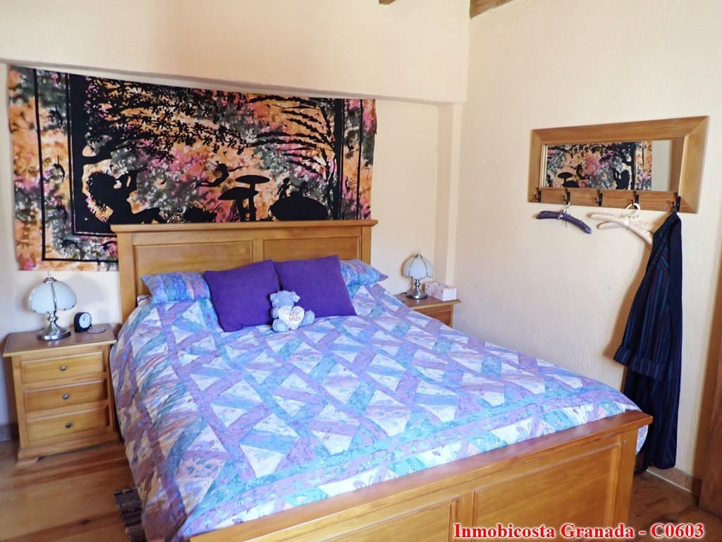 6 soveværelse Byhus til salg i Turon med garage - € 149.995 (Ref: 8578770)