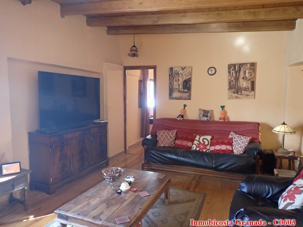 6 soveværelse Byhus til salg i Turon med garage - € 149.995 (Ref: 8578770)