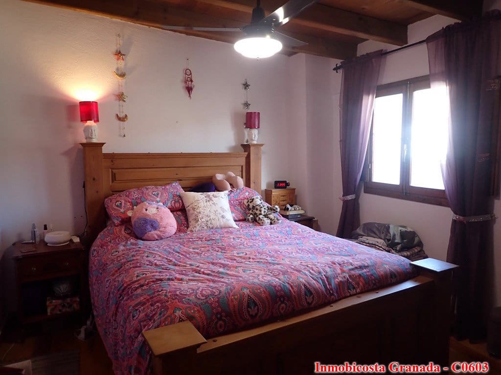 6 sovrum Hus till salu i Turon med garage - 149 995 € (Ref: 8578770)