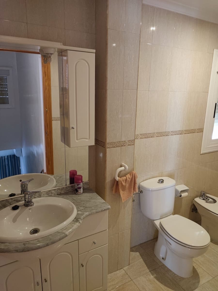 3 soveværelse Byhus til salg i Albunol med garage - € 120.000 (Ref: 8838003)