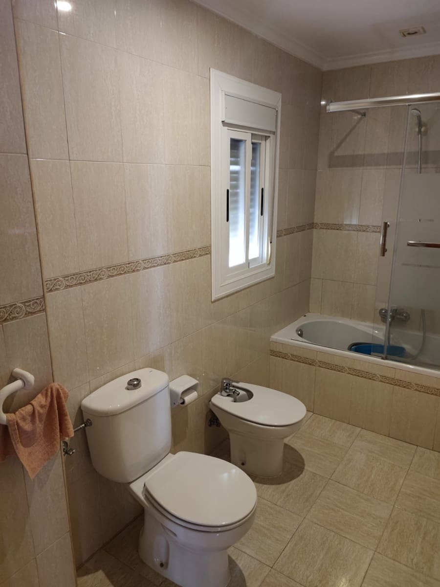 3 soveværelse Byhus til salg i Albunol med garage - € 120.000 (Ref: 8838003)