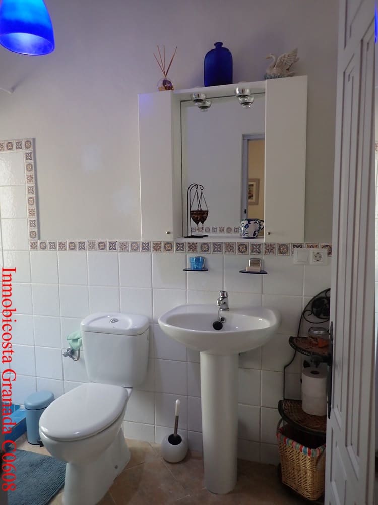 3 soveværelse Byhus til salg i Alfornon med swimmingpool garage - € 170.000 (Ref: 9056960)