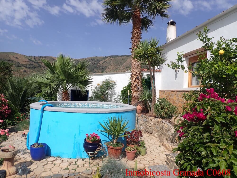 3 soveværelse Byhus til salg i Alfornon med swimmingpool garage - € 170.000 (Ref: 9056960)