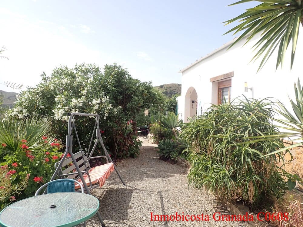 3 soveværelse Byhus til salg i Alfornon med swimmingpool garage - € 170.000 (Ref: 9056960)