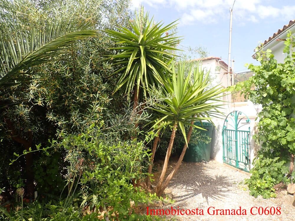 3 soveværelse Byhus til salg i Alfornon med swimmingpool garage - € 170.000 (Ref: 9056960)