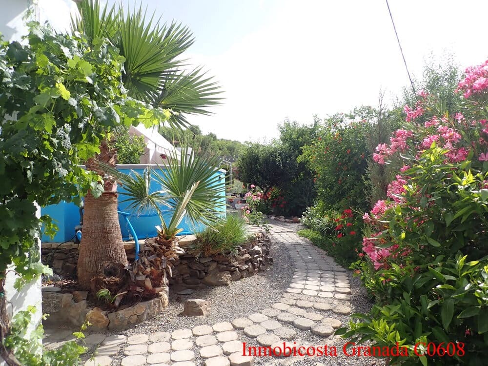 3 soveværelse Byhus til salg i Alfornon med swimmingpool garage - € 170.000 (Ref: 9056960)