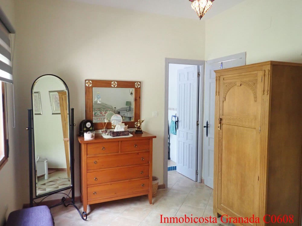 3 sovrum Hus till salu i Alfornon med pool garage - 155 000 € (Ref: 9056960)