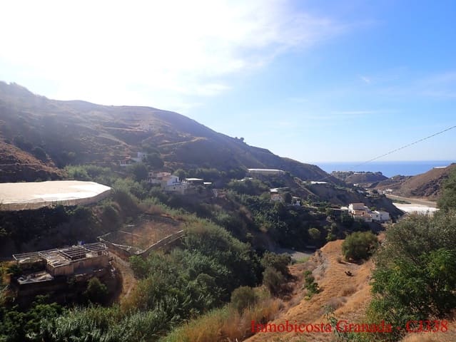 3 soveværelse Finca/Landehus til salg i La Rabita, Albuñol med swimmingpool garage - € 135.000 (Ref: 9205724)