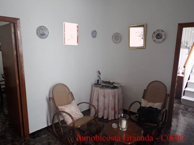 5 soveværelse Byhus til salg i Albuñol med garage - € 285.000 (Ref: 9219136)