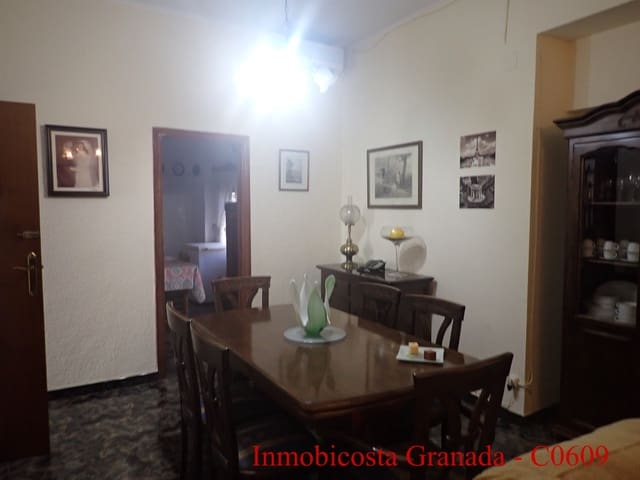 5 soveværelse Byhus til salg i Albuñol med garage - € 285.000 (Ref: 9219136)