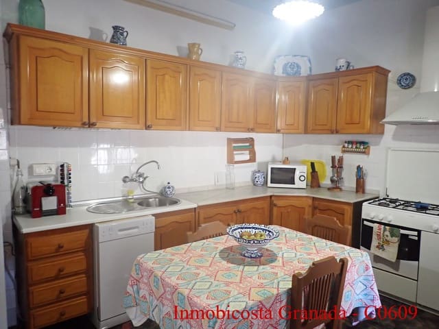 5 soveværelse Byhus til salg i Albuñol med garage - € 285.000 (Ref: 9219136)