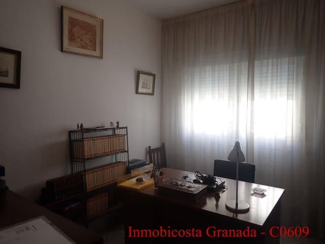 5 sypialnia Dom na sprzedaż w Albuñol z garażem - 285 000 € (Ref: 9219136)