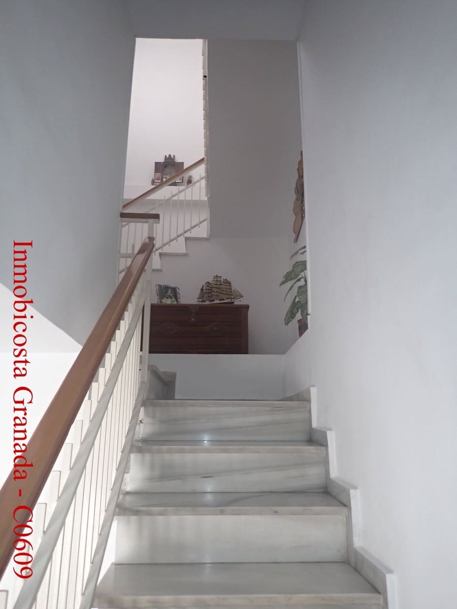 5 Zimmer Haus zu verkaufen in Albunol mit Garage - 285.000 € (Ref: 9219136)