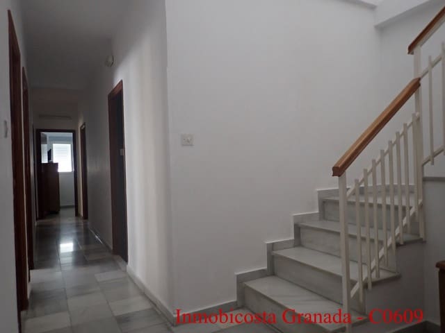 5 sypialnia Dom na sprzedaż w Albuñol z garażem - 285 000 € (Ref: 9219136)